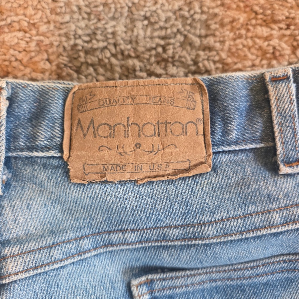 Vintage Manhattan Mens Light Wash Straight‎ Leg Jeans Made in USA 36x34 Blue - Picture 9 of 9